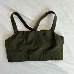 Everlane sports bra